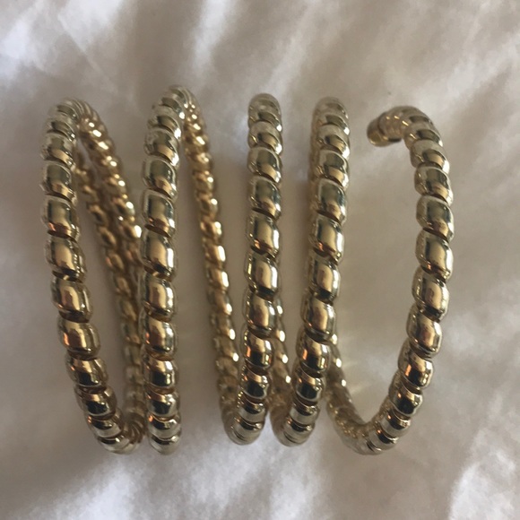 Gold Spring Bracelet - Picture 2 of 3